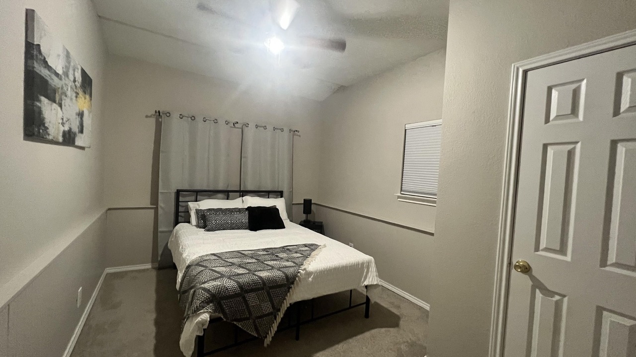 Photo of Bedroom in North Richland Hills