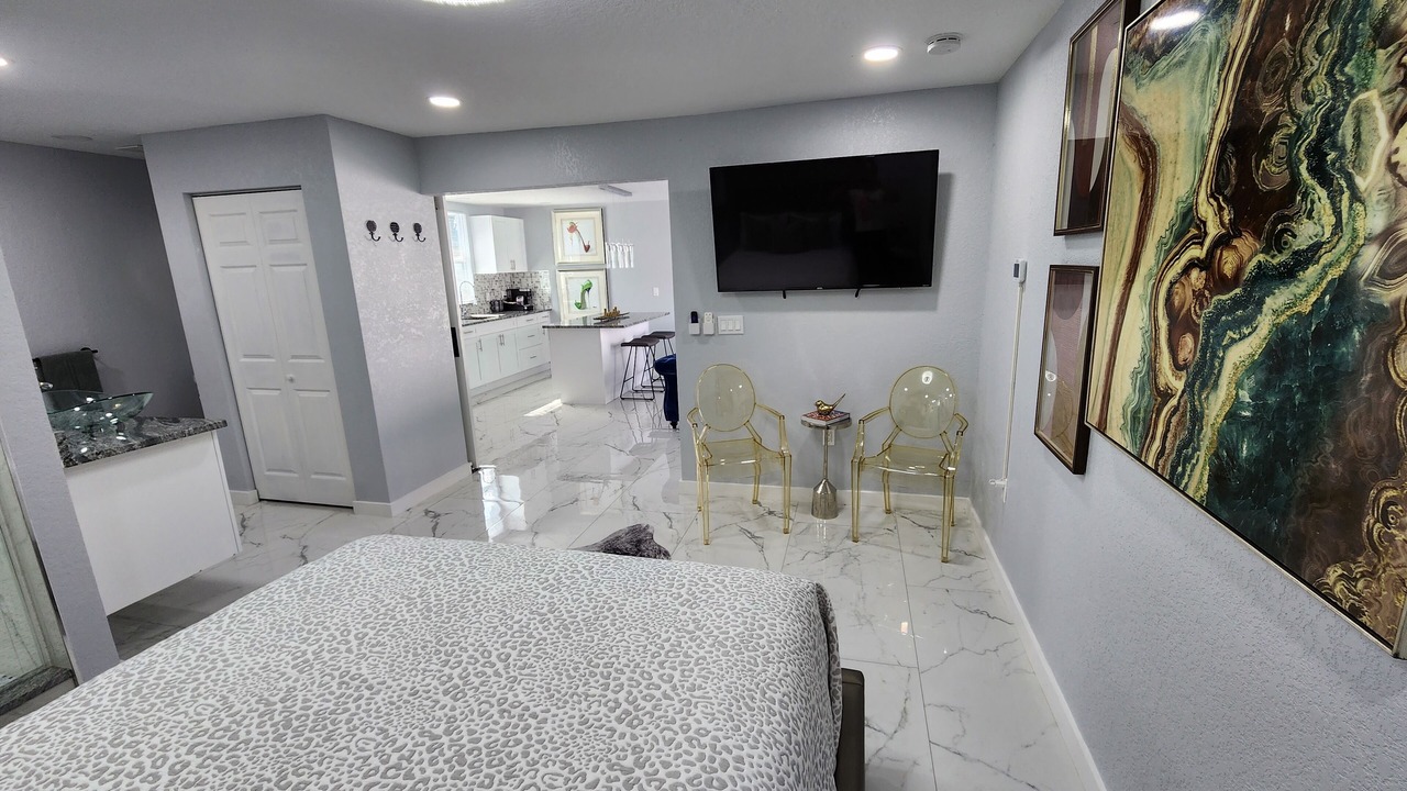 Photo of Bedroom in Orient Park