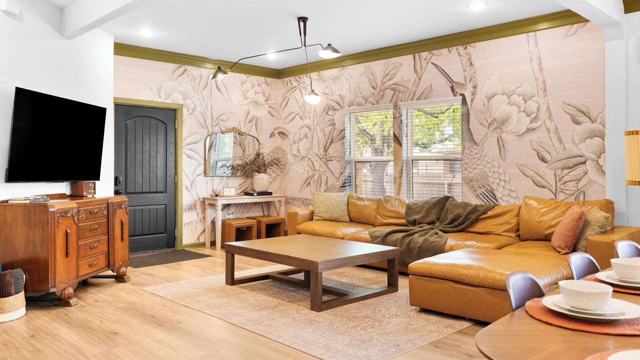 Photo of Livingroom in Greater East End