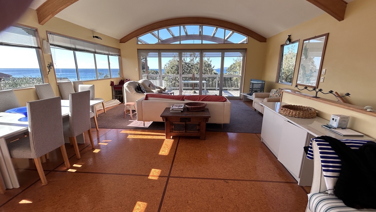 Photo of Livingroom in Whangapoua