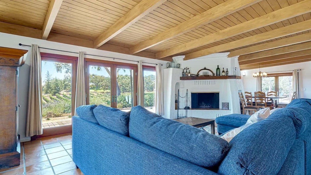 Photo of Livingroom in Sonoma