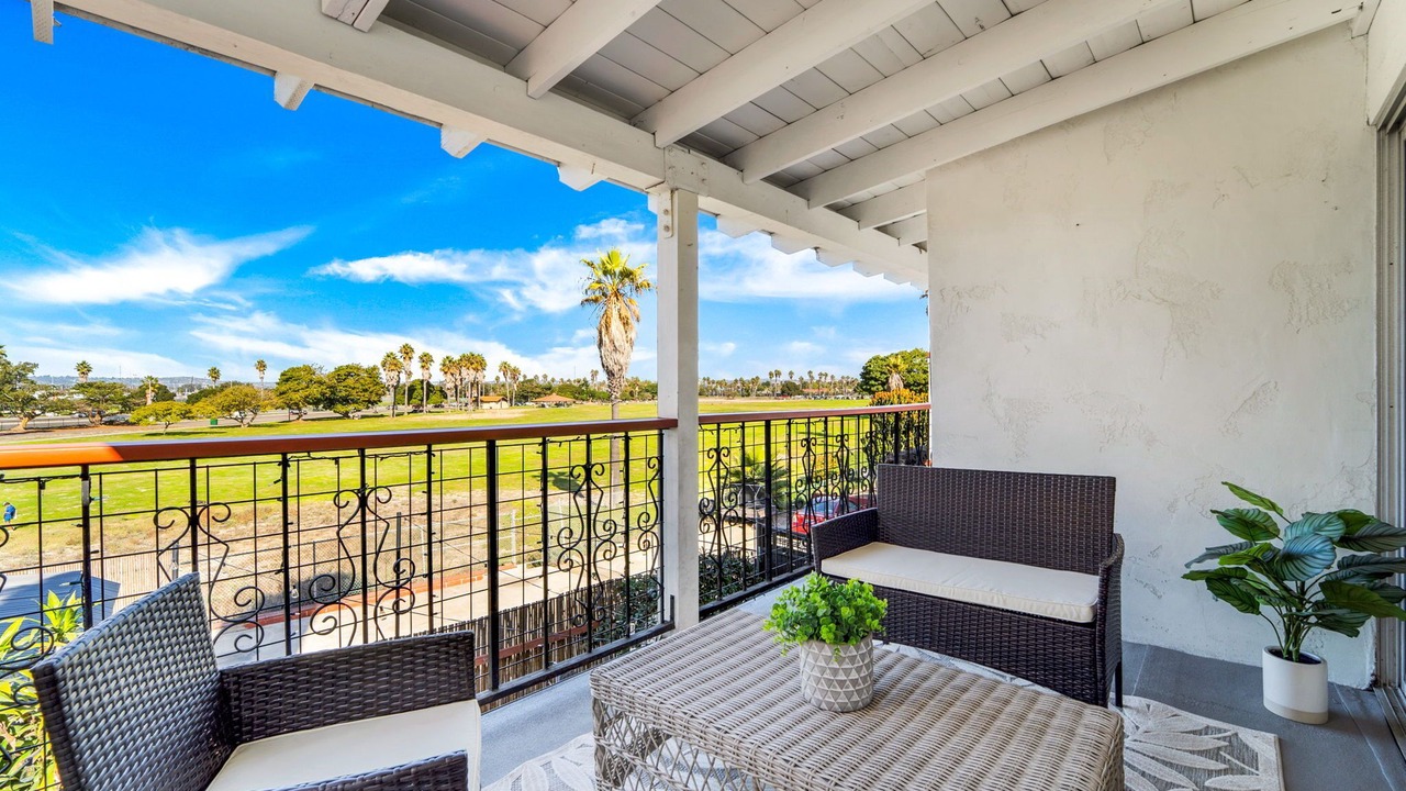 Photo of Patio Balcony in Ocean Beach