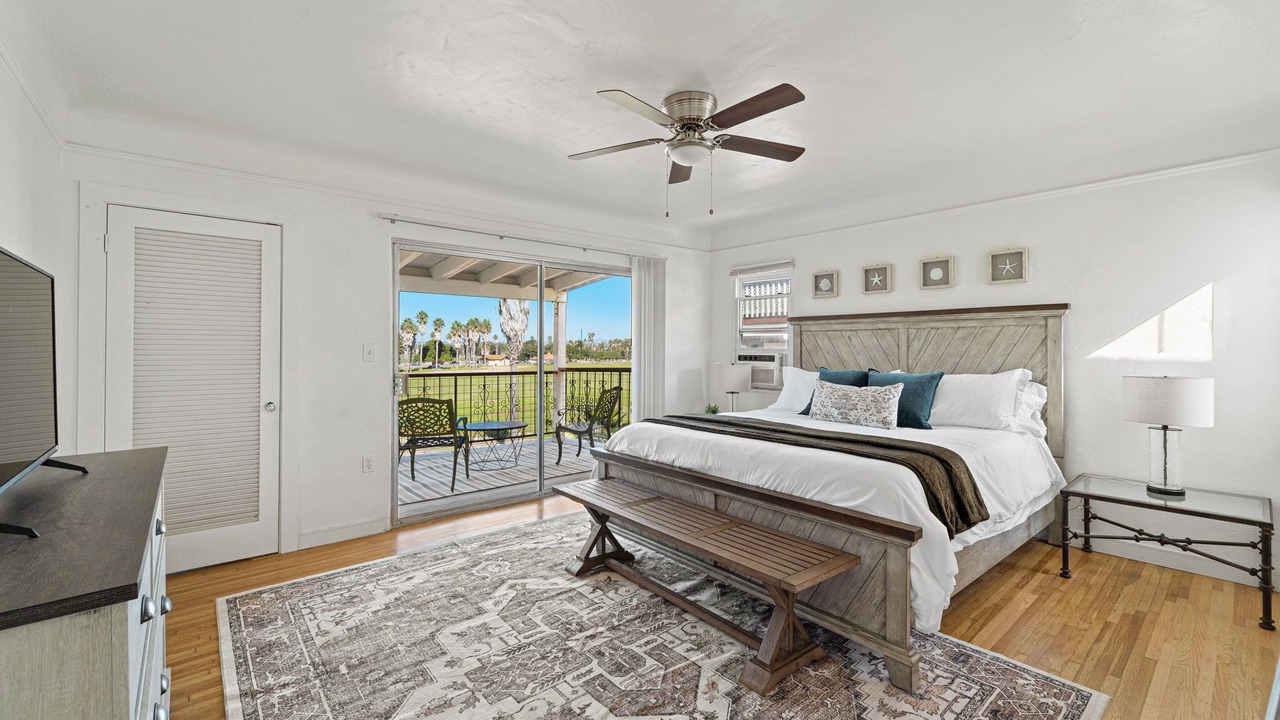 Photo of Bedroom in Ocean Beach
