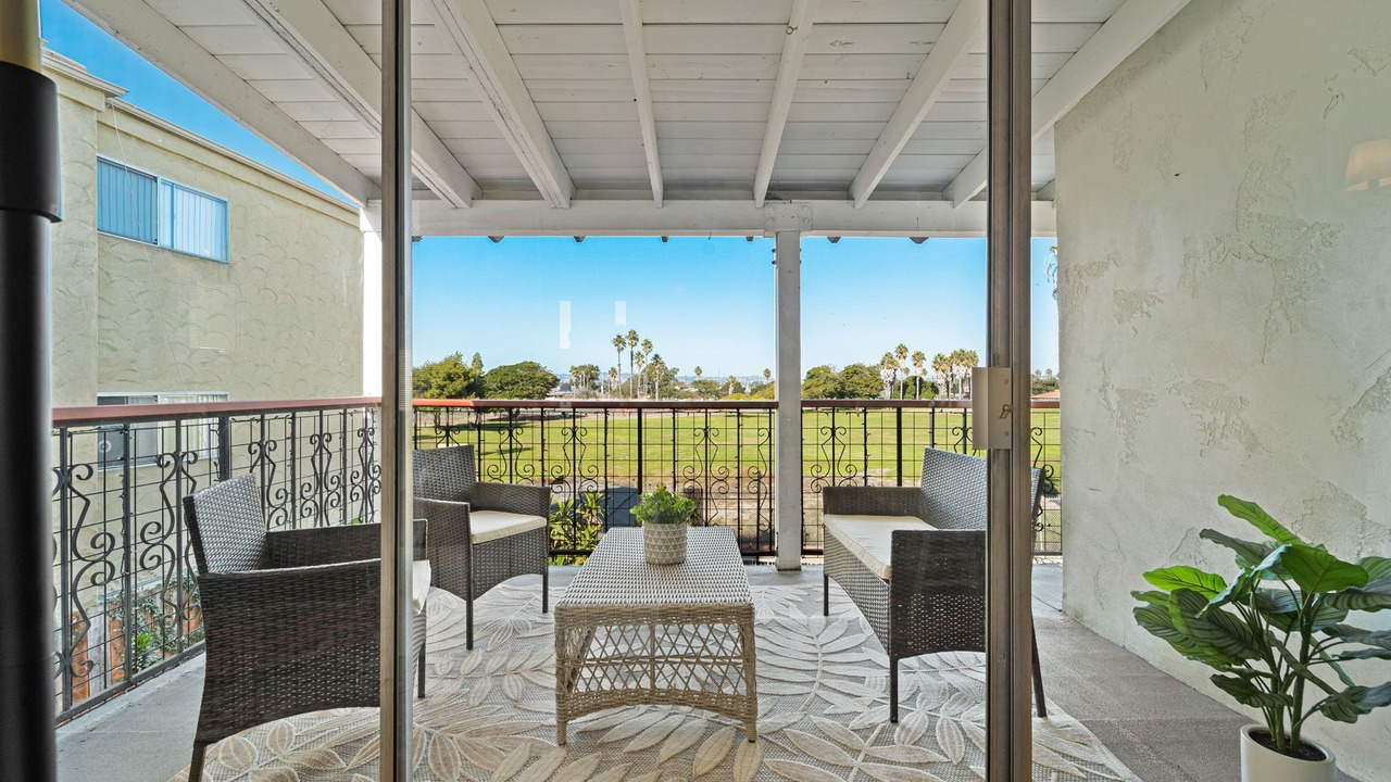 Photo of Patio Balcony in Ocean Beach