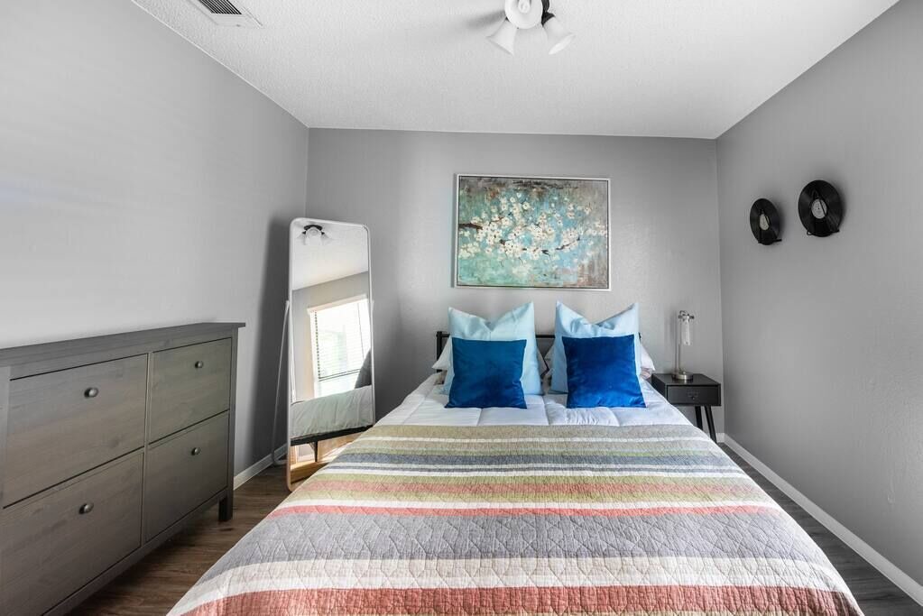 Photo of Bedroom in Franklin Park