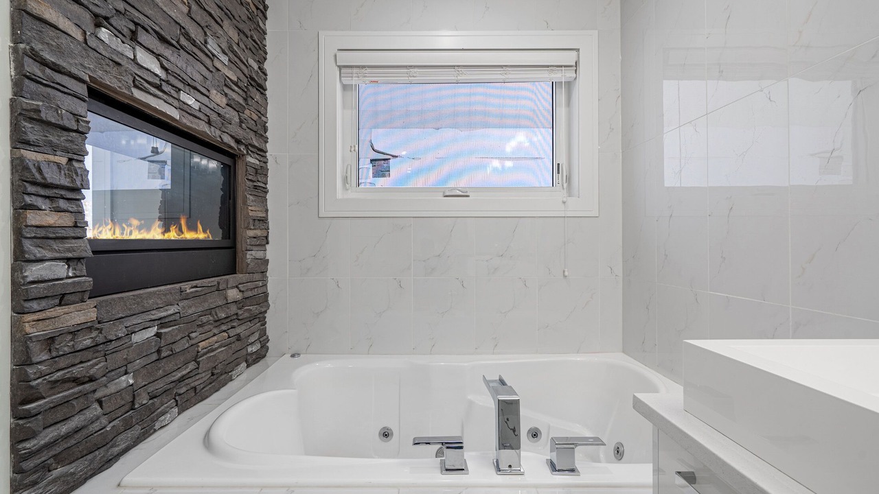 Photo of Bathroom in Parkhill-Stanley Park