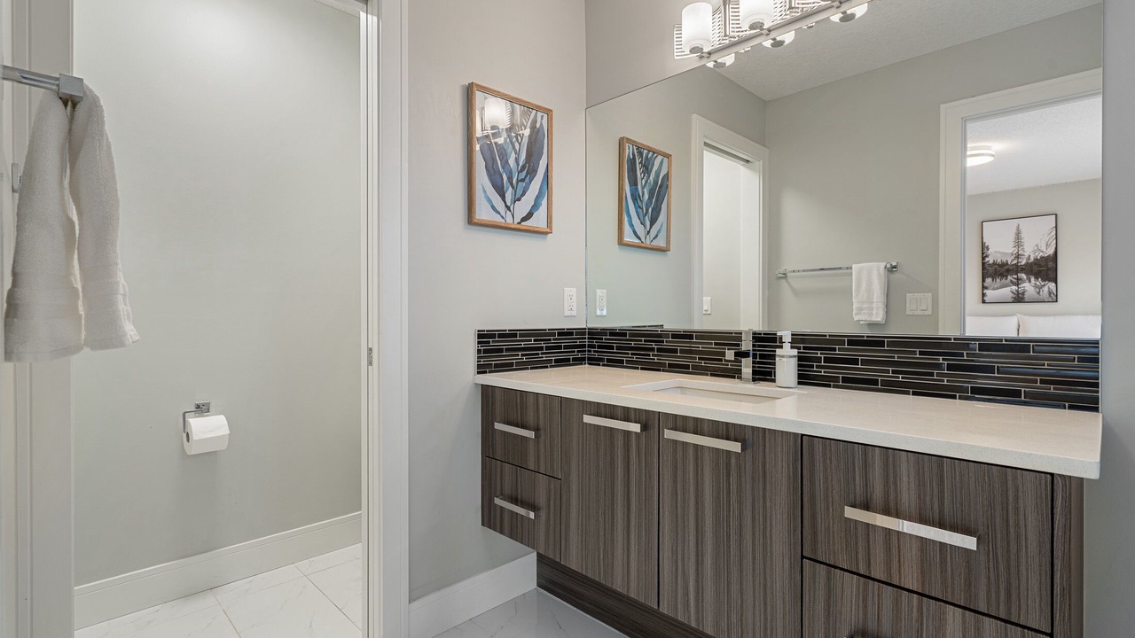 Photo of Bathroom in Parkhill-Stanley Park