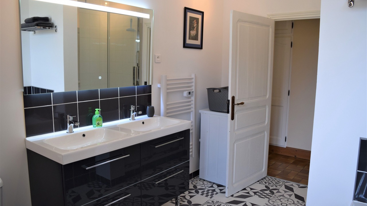 Photo of Bathroom in Marminiac