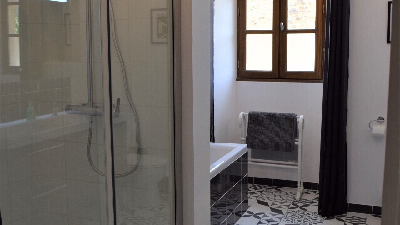 Photo of Bathroom in Marminiac