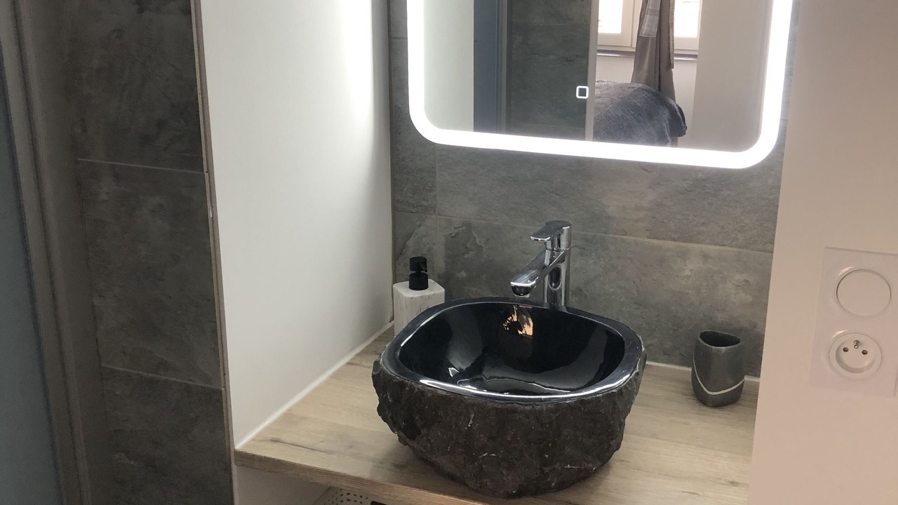 Photo of Bathroom in Trevoux