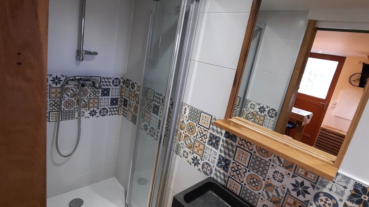 Photo of Bathroom in Sainte-Marguerite-sur-Duclair