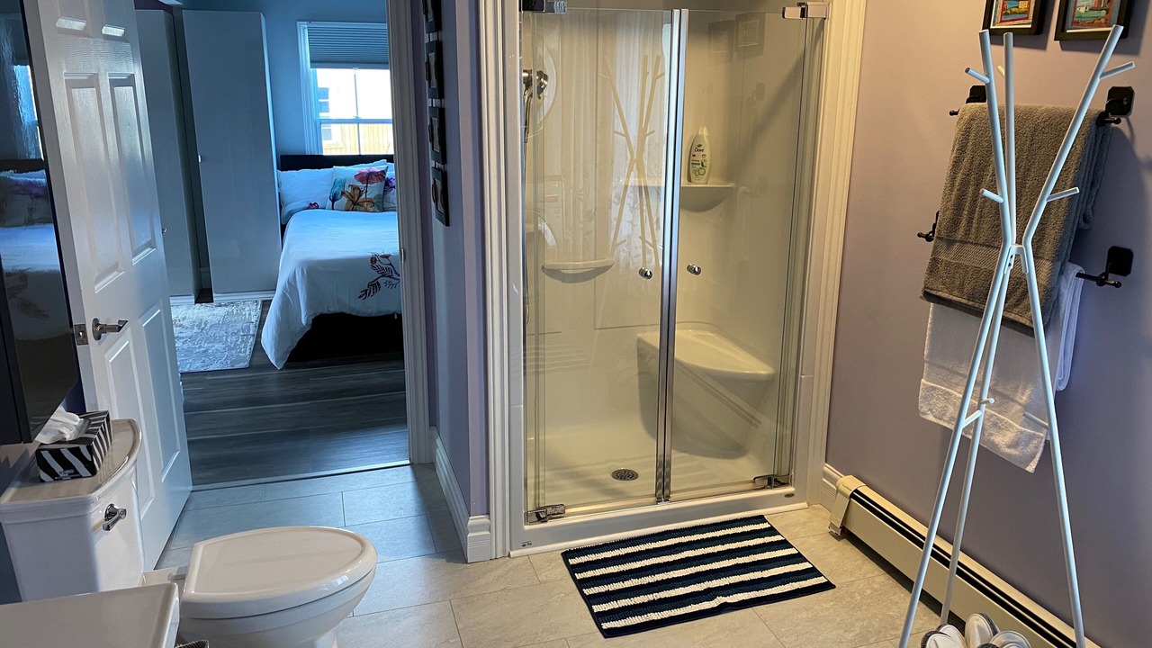 Photo of Bathroom in East River Point