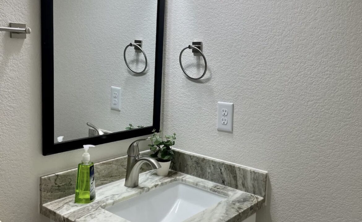 Photo of Bathroom in Willis