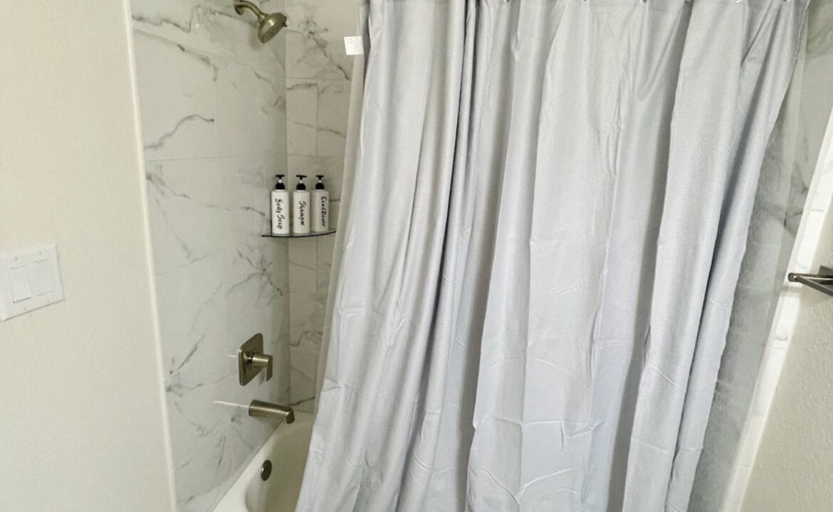 Photo of Bathroom in Willis