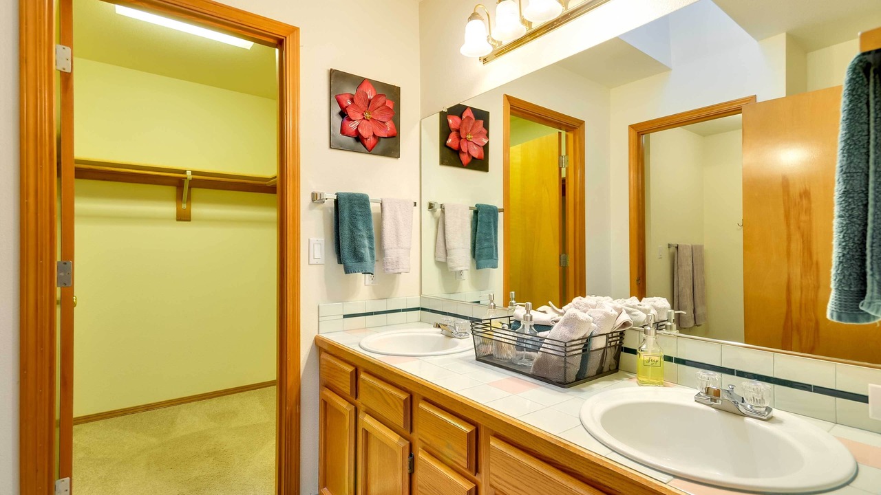 Photo of Bathroom in Oak Grove