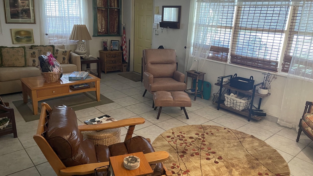 Photo of Livingroom in North Andrews Gardens