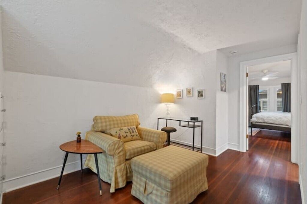 Photo of Livingroom in Lincoln