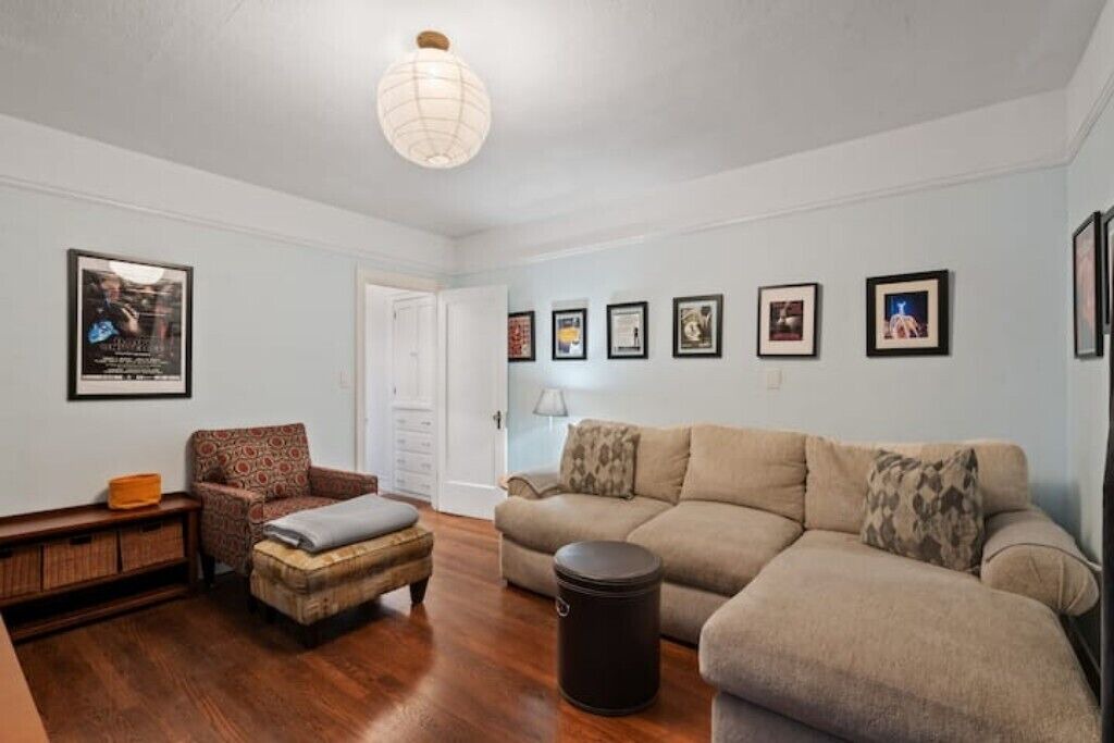 Photo of Livingroom in Lincoln