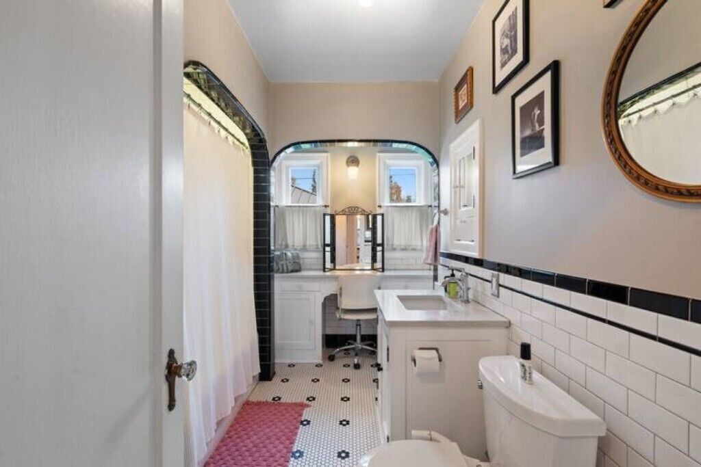 Photo of Bathroom in Lincoln