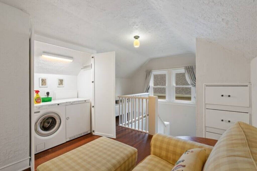 Photo of Others in Lincoln