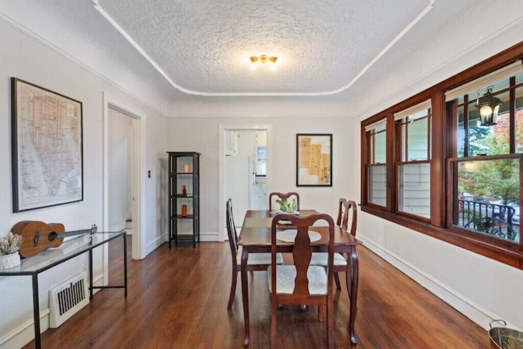 Photo of Others in Lincoln