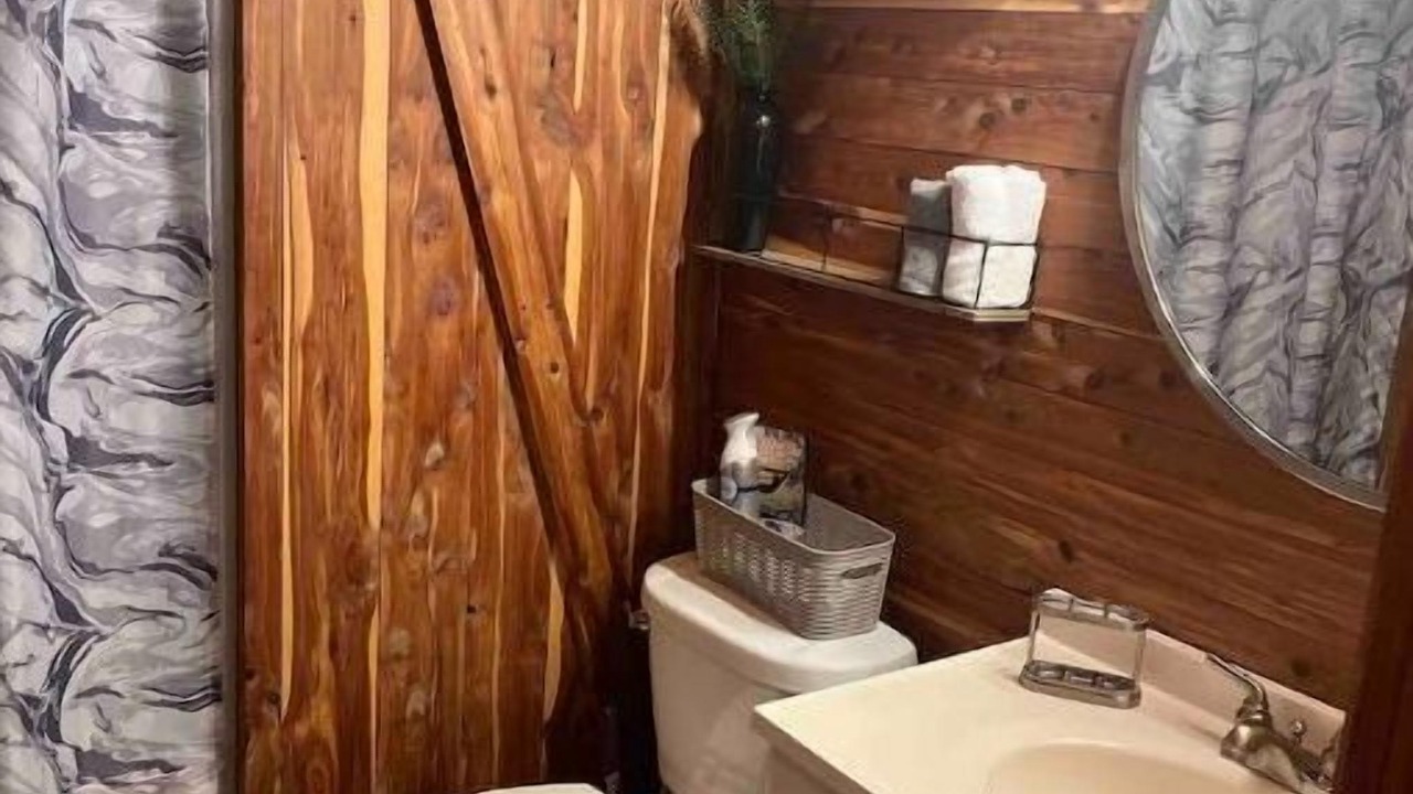 Photo of Bathroom in Russellville