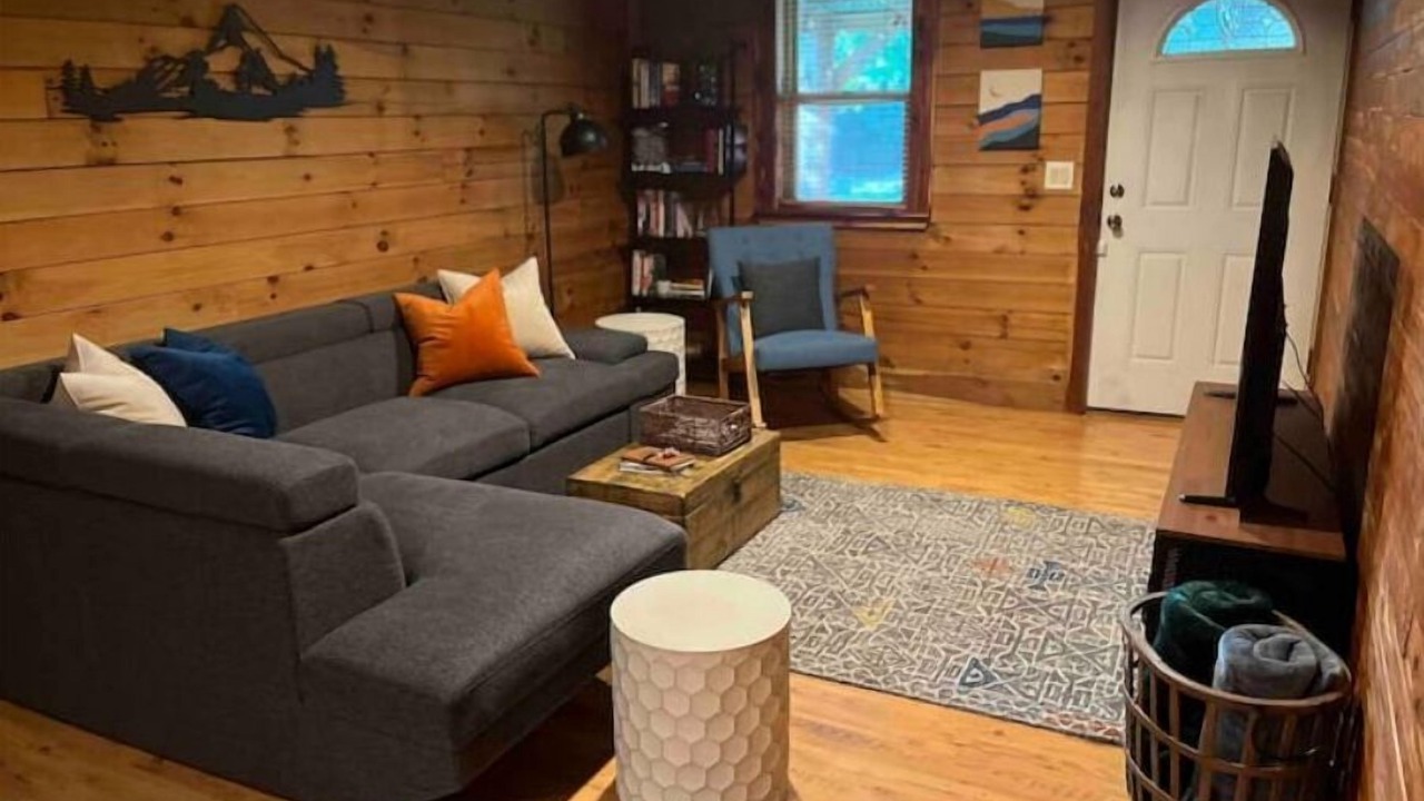 Photo of Livingroom in Russellville