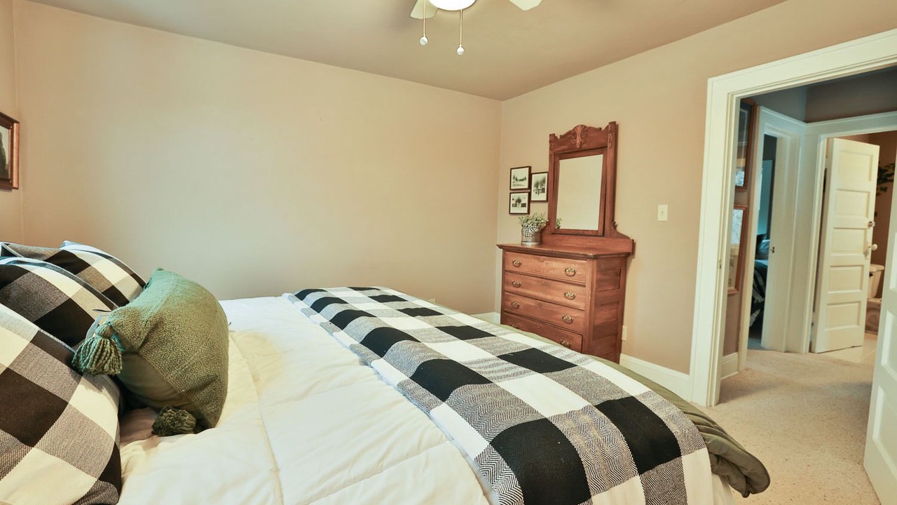 Photo of Bedroom in Mankato
