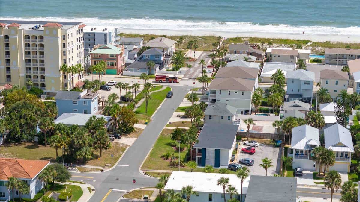 Photo of Others in Neptune Beach