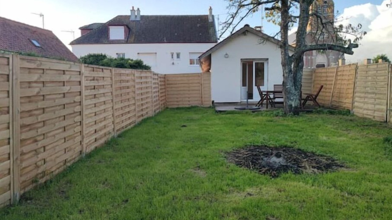 Photo of Outdoor in Arry