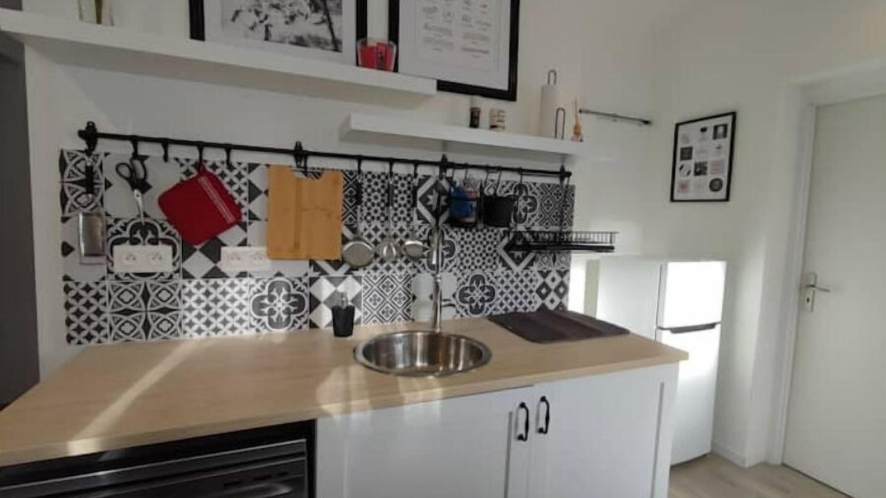 Photo of Kitchen in Arry