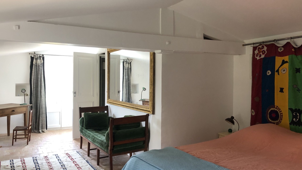 Photo of Bedroom in Hyeres City Centre