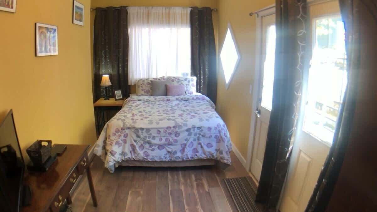 Photo of Bedroom in Sylvan Shores