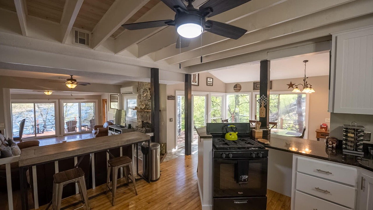 Photo of Kitchen in Sylvan Shores