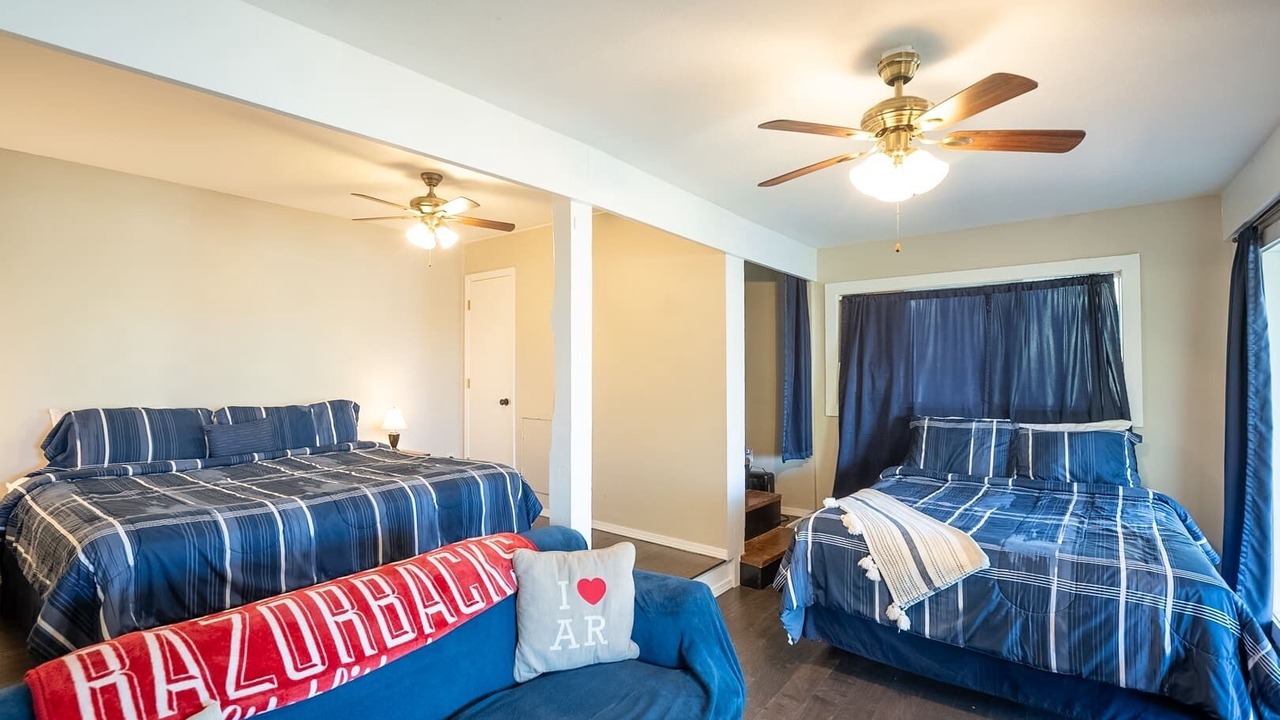 Photo of Bedroom in Sylvan Shores