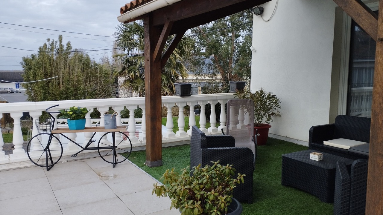 Photo of Patio Balcony in Saint-Florent-le-Vieil