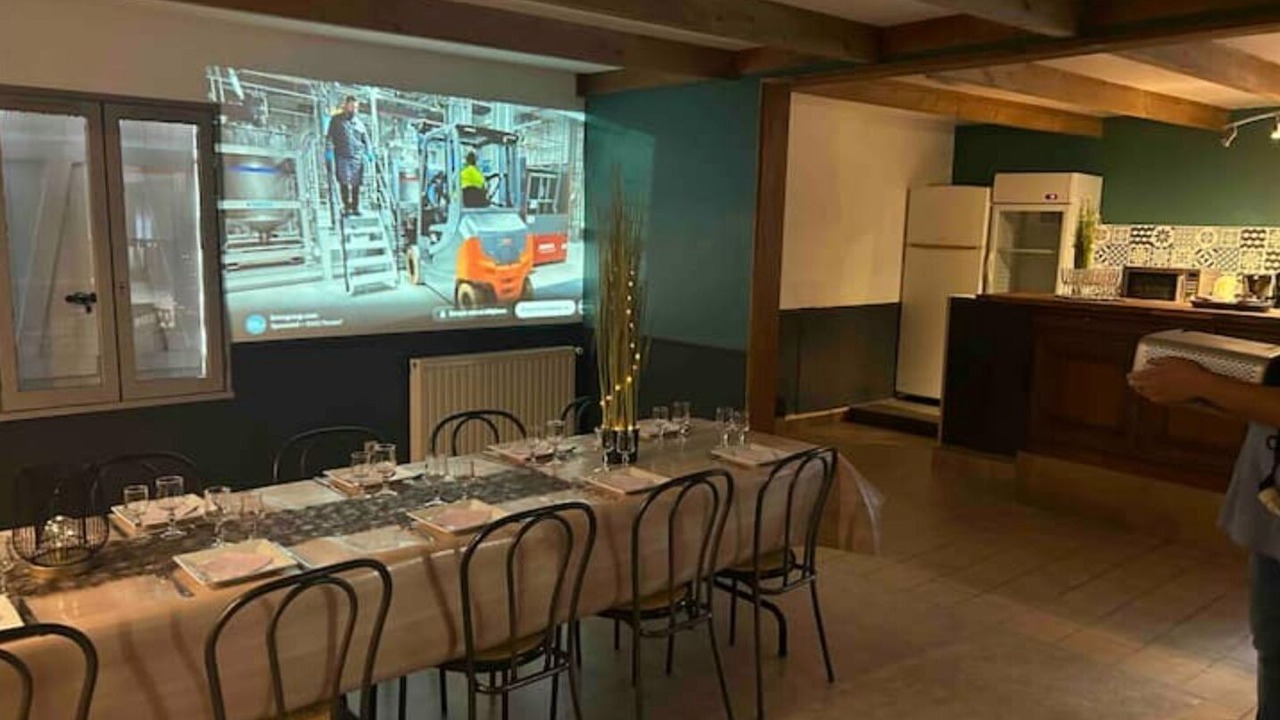 Photo of Others in Yvre-le-Polin