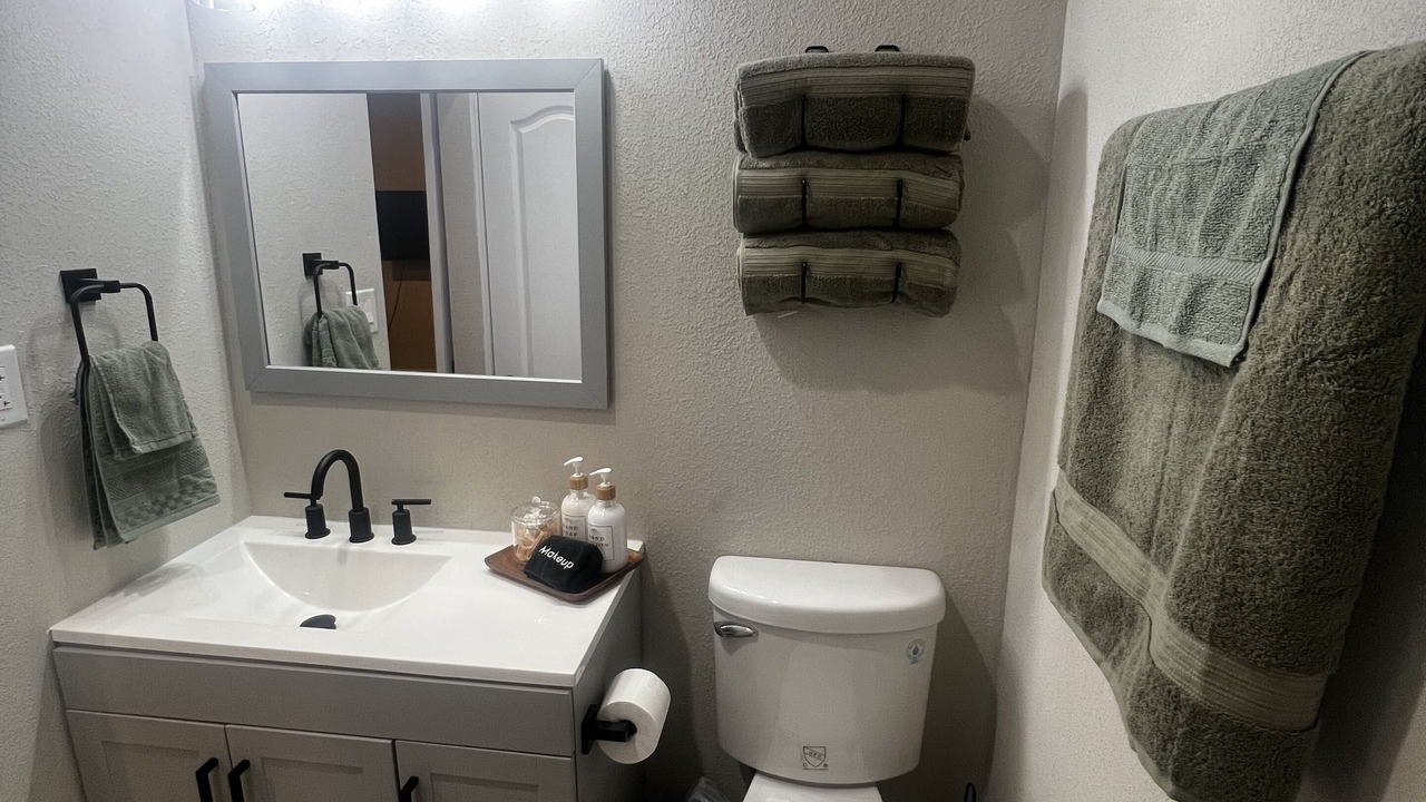 Photo of Bathroom in Horizon City