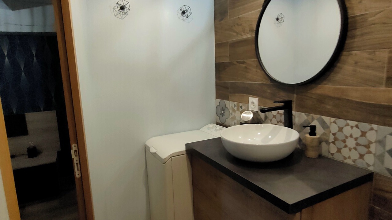 Photo of Bathroom in Chinon