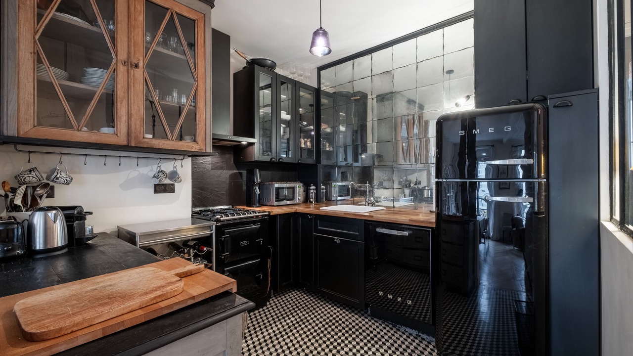 Photo of Kitchen in Villa Montmorency