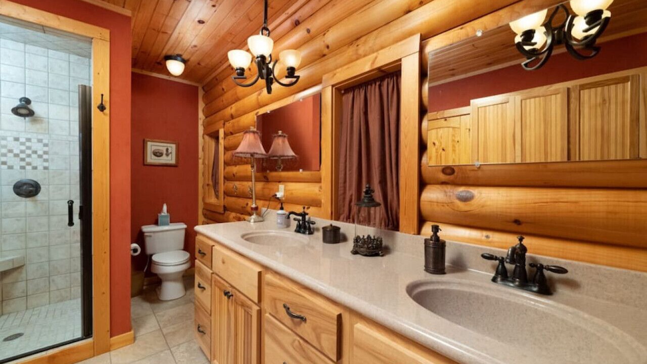 Photo of Bathroom in Dandridge