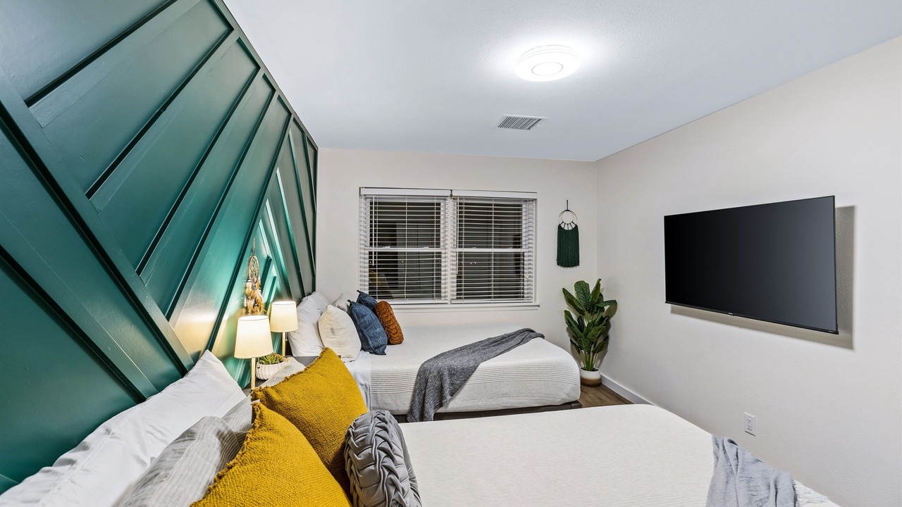 Photo of Bedroom in Willow Meadows/Willowbend Area