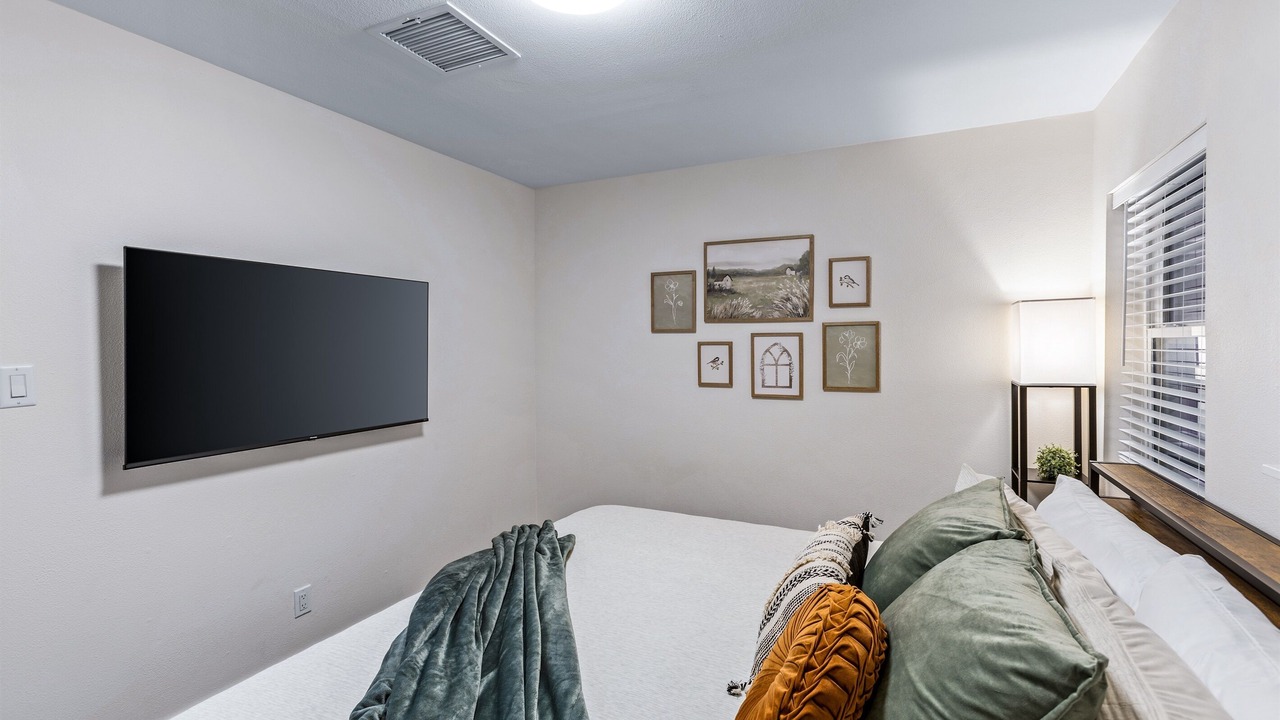 Photo of Bedroom in Willow Meadows/Willowbend Area
