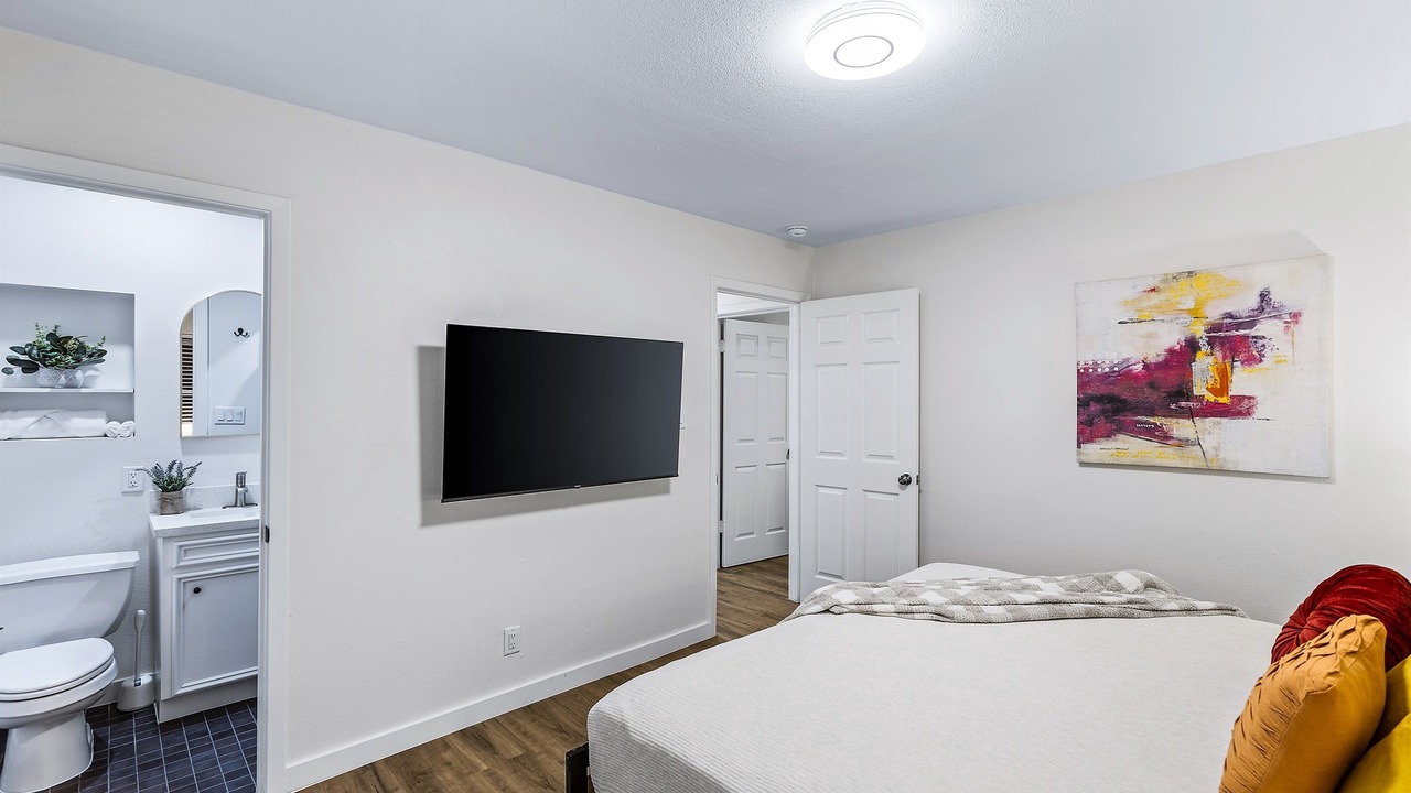Photo of Bedroom in Willow Meadows/Willowbend Area