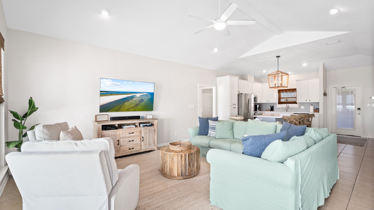 Photo of Livingroom in Dauphin Island