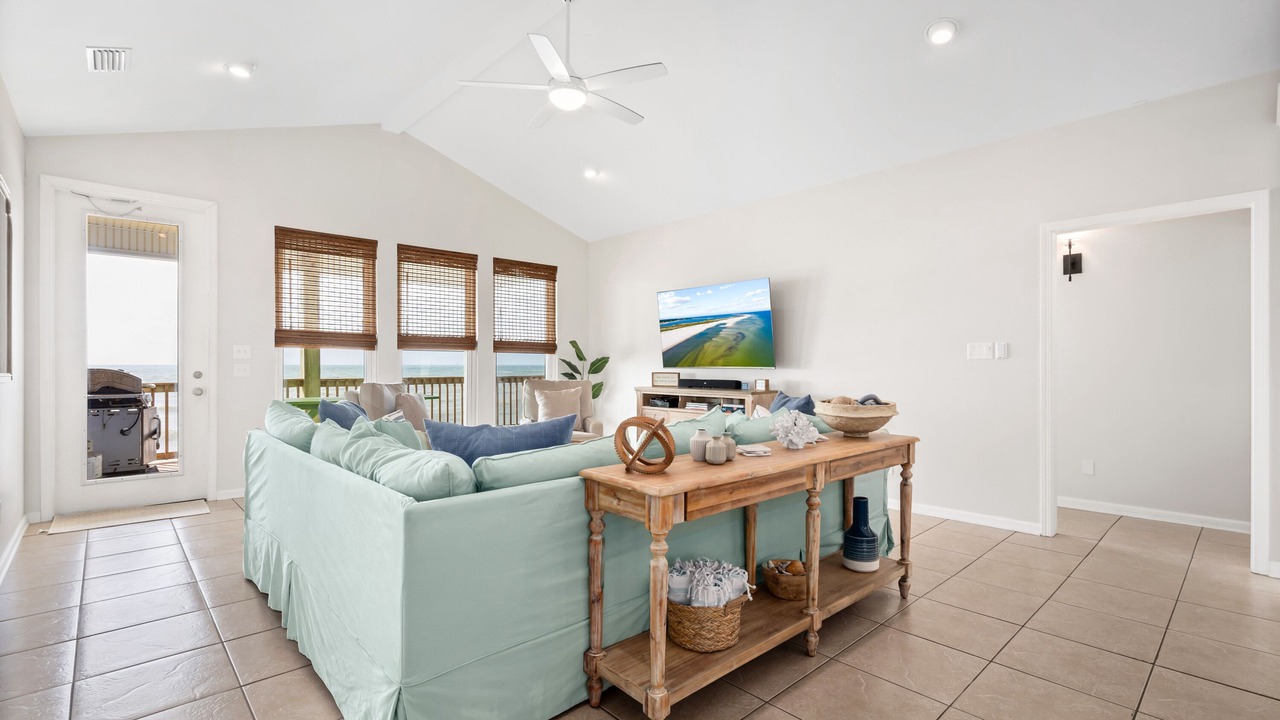 Photo of Livingroom in Dauphin Island