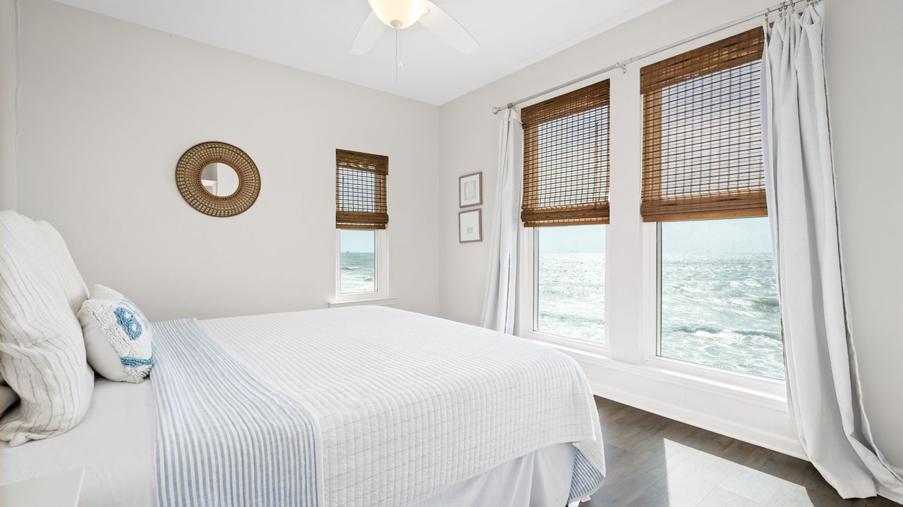 Photo of Bedroom in Dauphin Island