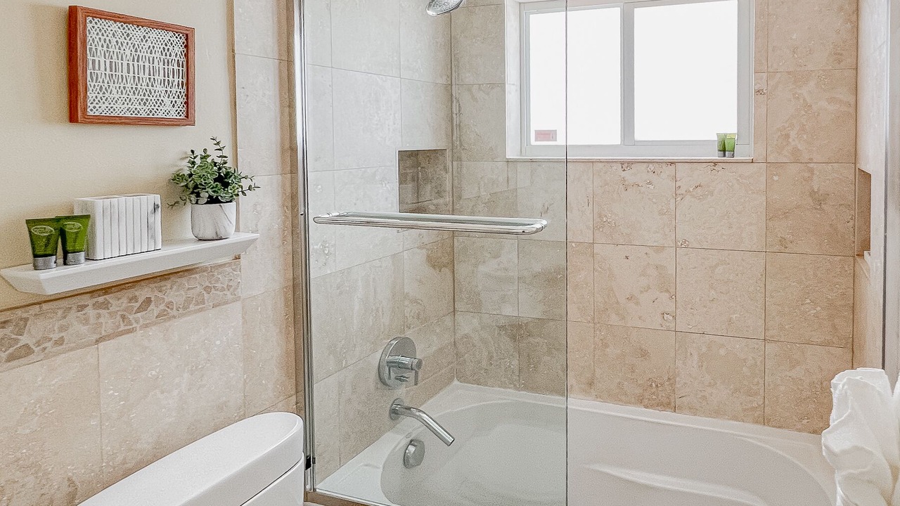 Photo of Bathroom in Coral Heights