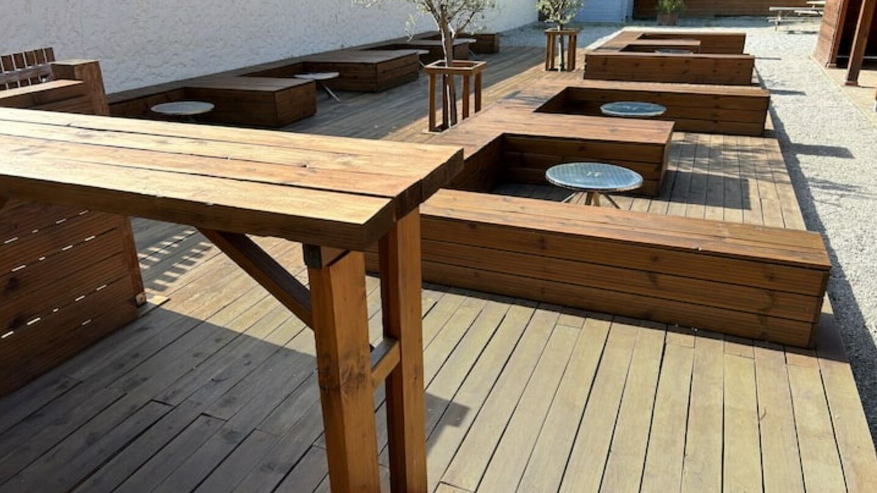 Photo of Outdoor in Yvre-le-Polin