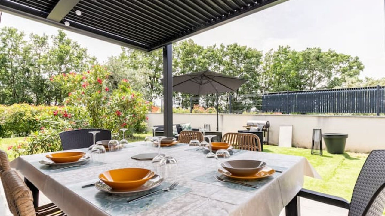 Photo of Outdoor in Montans